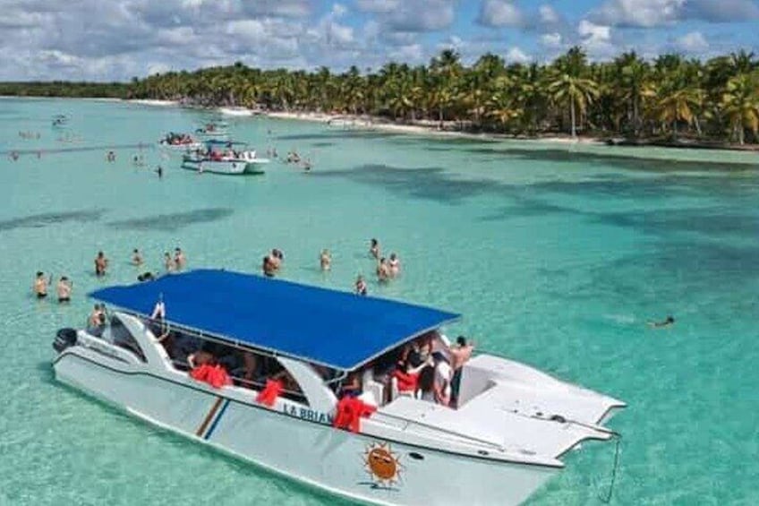 Saona Island Catamaran Speedboat Tour to a Dream Beach