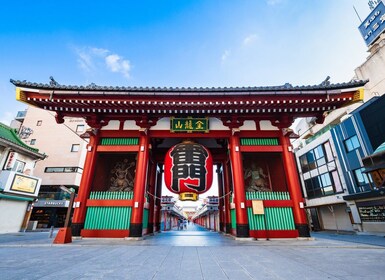 Asakusa : Sensoji Temple + Craft Sake Brewery Tour