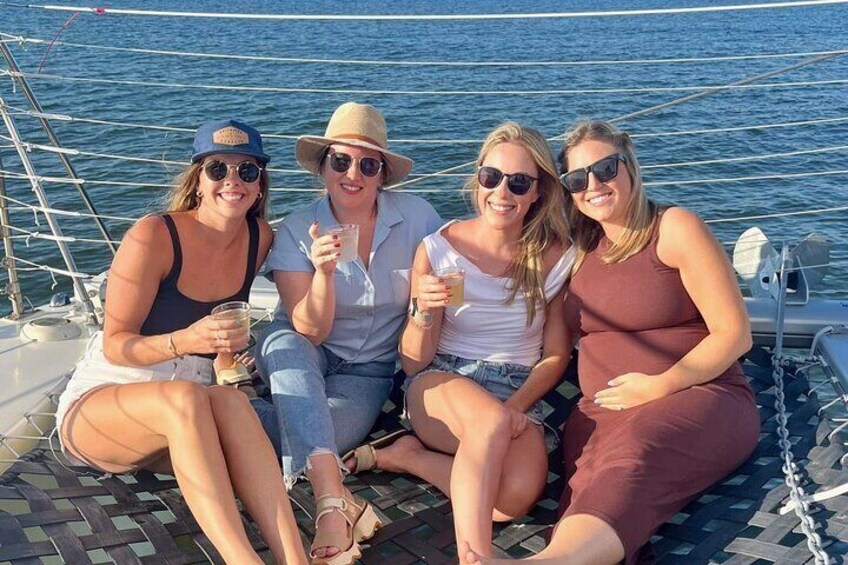 2 Hour Rosé Luxury Day Sail