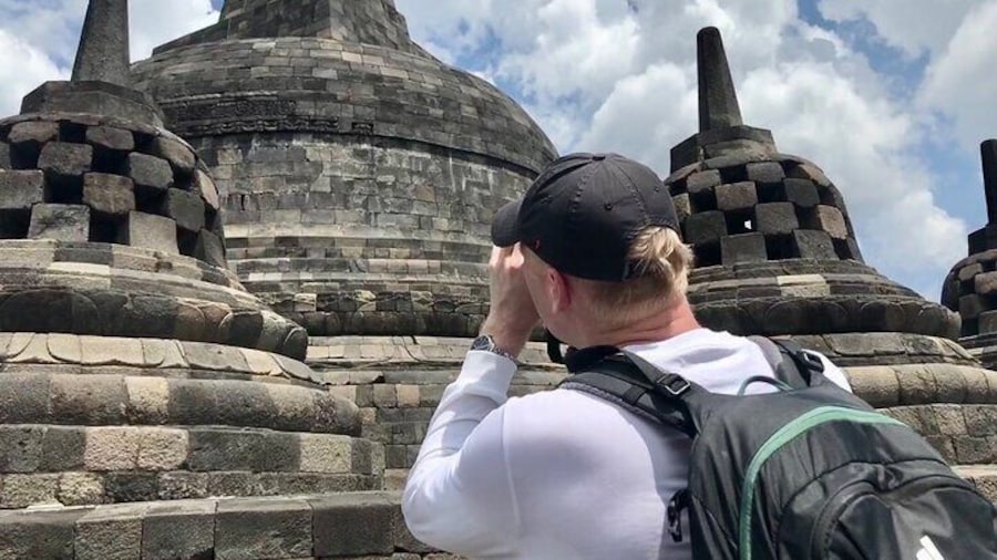From Semarang Port: Borobudur Full Climb Up Guided Excursion