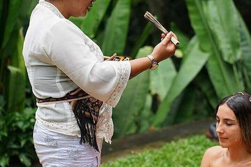 Discover Destiny Palm Reading Experience with Balinese Shaman
