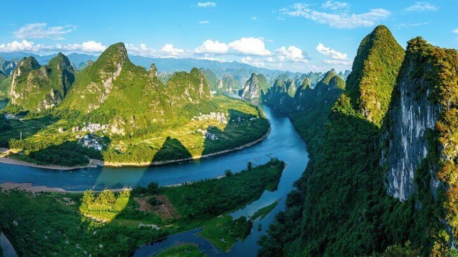Highlights from Guilin to Yangshuo Full Day Private Tour