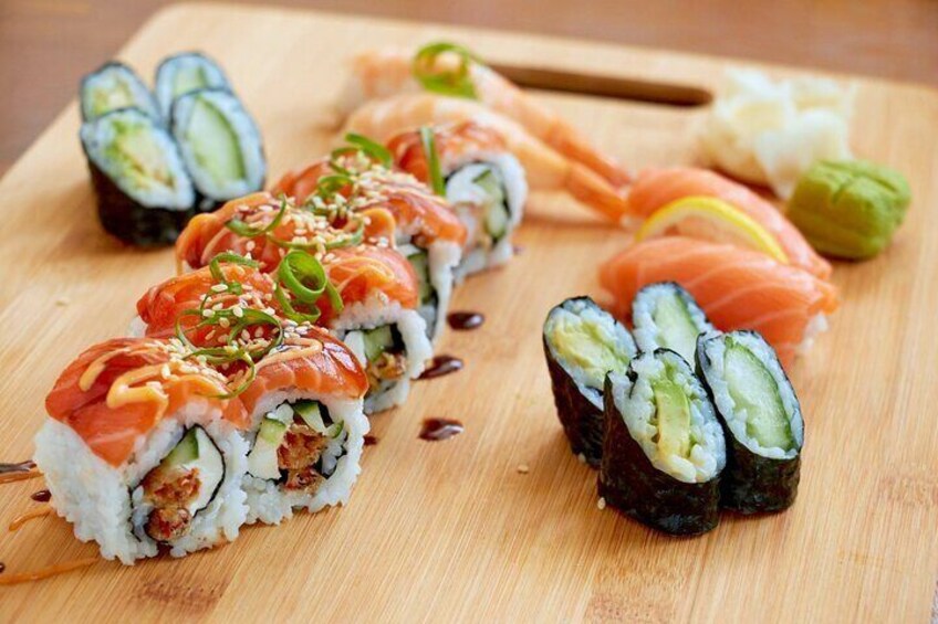 Sushi Making Cooking Class With Local Chef in Dallas