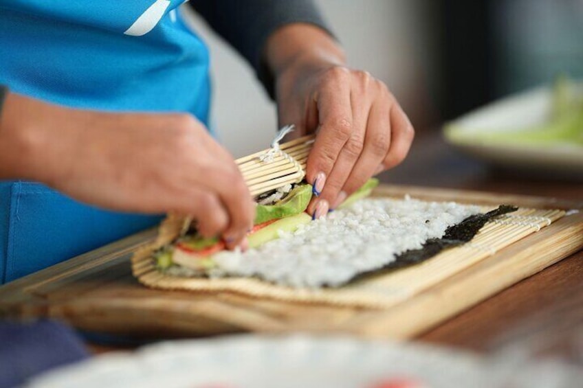 Sushi Making Cooking Class With Local Chef in Edmonton