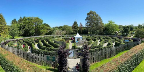 Wicklow: Greenan Farm, Museums & Maze with Animal Feeding
