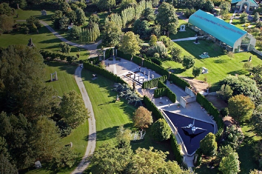 BAPS, Robbinsville&Grounds For Sculpture 1-day tour From NY