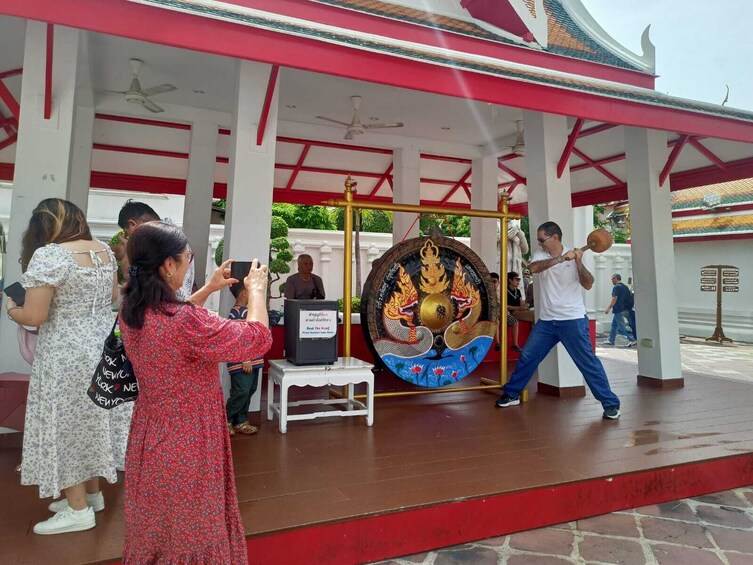 Bangkok Customized Day Trip privte with Guide pickup from Laem Chabang Port