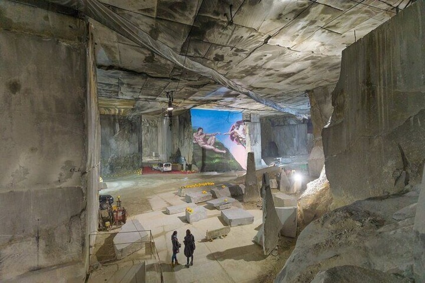 Carrara marble quarry tour with IGP lard tasting