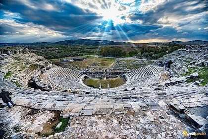 Heart of Aegean: Private Priene - Miletus - Didyma Tour