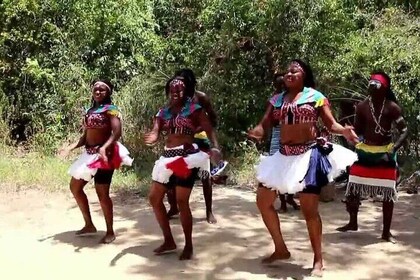Parque Nacional de Nairobi, Karen Blixen, espectáculo cultural de danza y c...