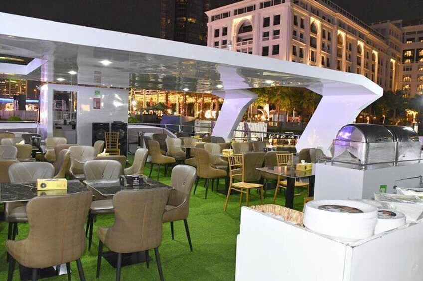 Dubai Water Canal Cruise With Dinner