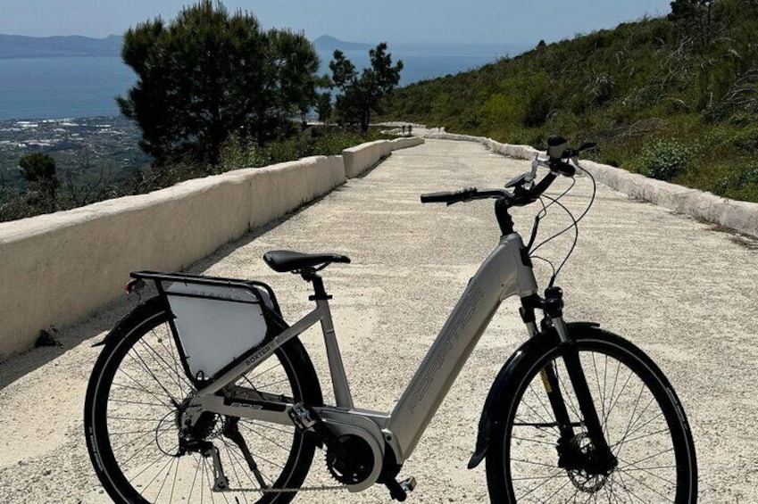 Ride in the Vesuvius National Park, surrounded by volcanic nature