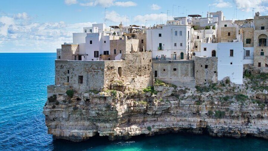 Day Tour to Alberobello and Polignano a Mare
