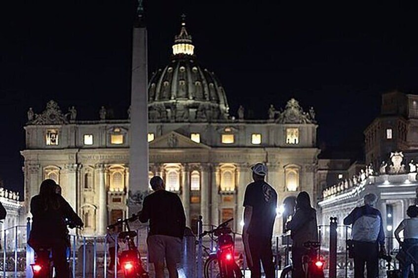 Florence Evening Electric Bike Tour Discover the City by Night
