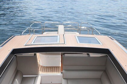 7-10 Guests Luxury Limousine Boat Private Tour of Lake Como