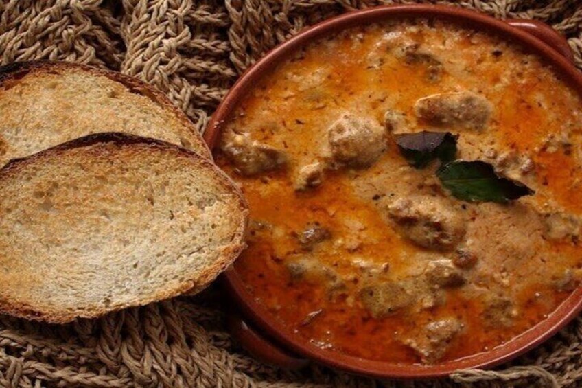 Local Food Experience and Walking Tour in Shkodra