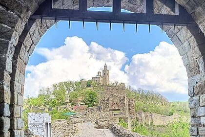 Bulgaria Must See Veliko Tarnovo & Arbanasi Village - PrivateTour