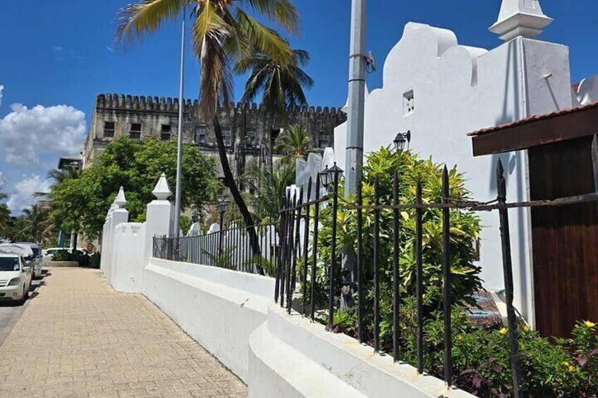 Authentic Stone Town Walking Tour With The Local Zanzibar Cuisine