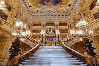 Paris Palais Garnier and Sightseeing Hop-on Hop-off Cruise