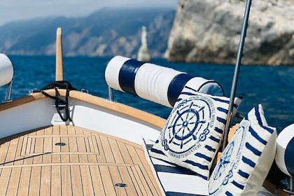 Boat tour to discover the islands of Portovenere