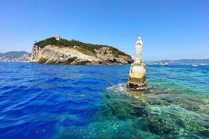Boat tour to discover the islands of Portovenere