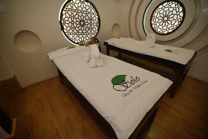 Relaxing Swedish Massage Experience