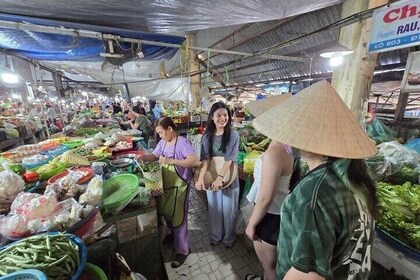 Cuisine 5 plats authentique Vietnam Food and Market Adventure