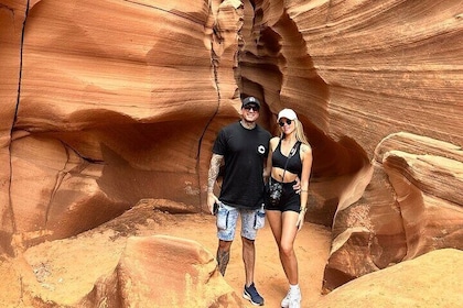 Private Tour Antelope Canyon and Horseshoe from Las Vegas 6 Seats