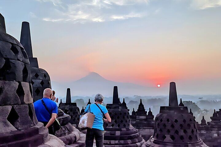 Borobudur Sunrise from temple