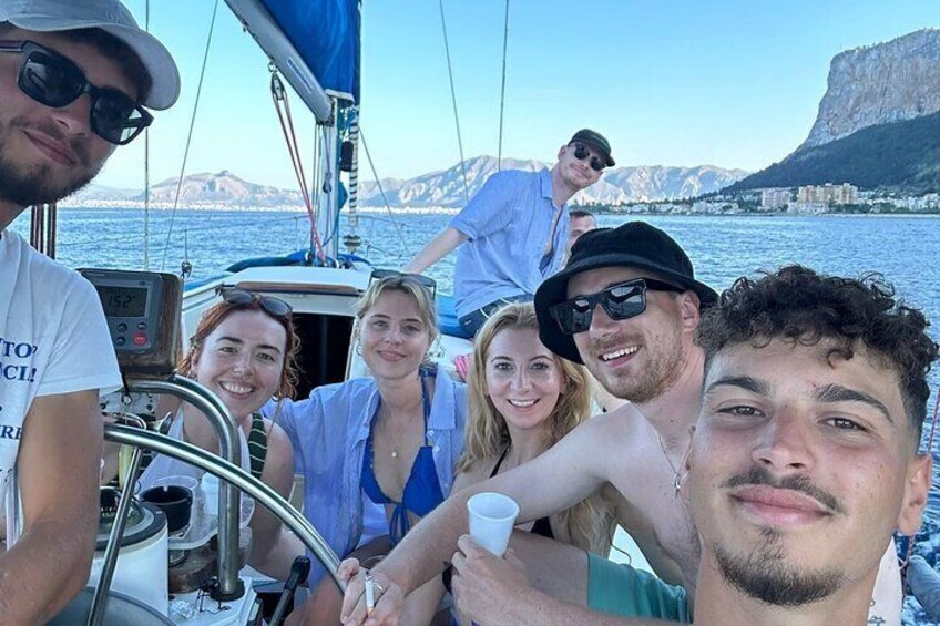 Boat tour from Palermo with aperitif