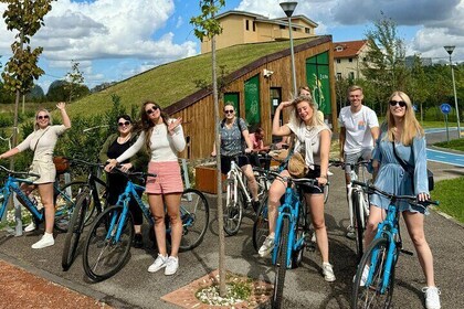 Tirana's Bike Tour and Traditional Burek Cooking Class