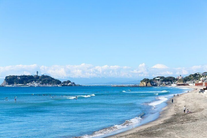 Enoshima Beach