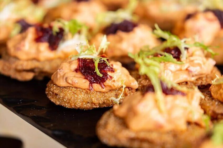 Private Tour and Food Tasting in Charleston