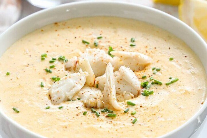 Sample Charleston's most delicious signature dishes!