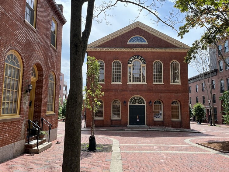 Salem Witch Tour from Boston by Train