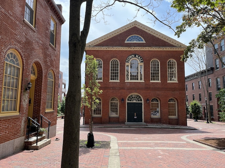 Salem Witch Tour from Boston by Train