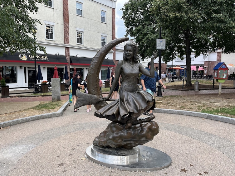 Salem Witch Tour from Boston by Train