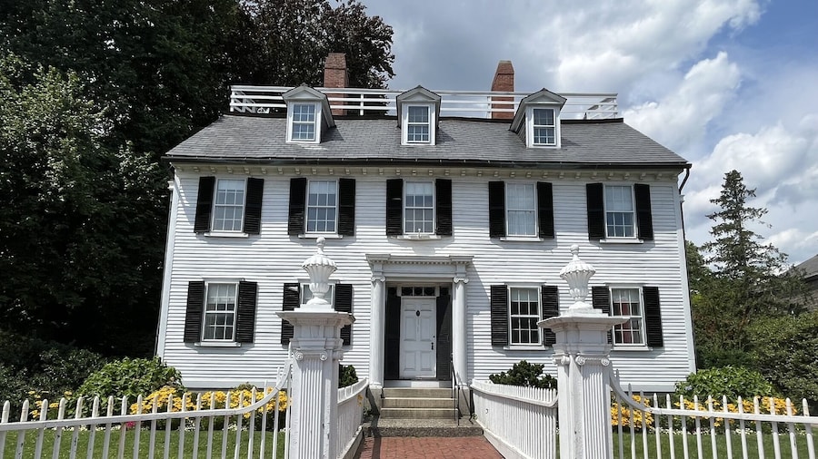 Salem Witch Tour from Boston by Train