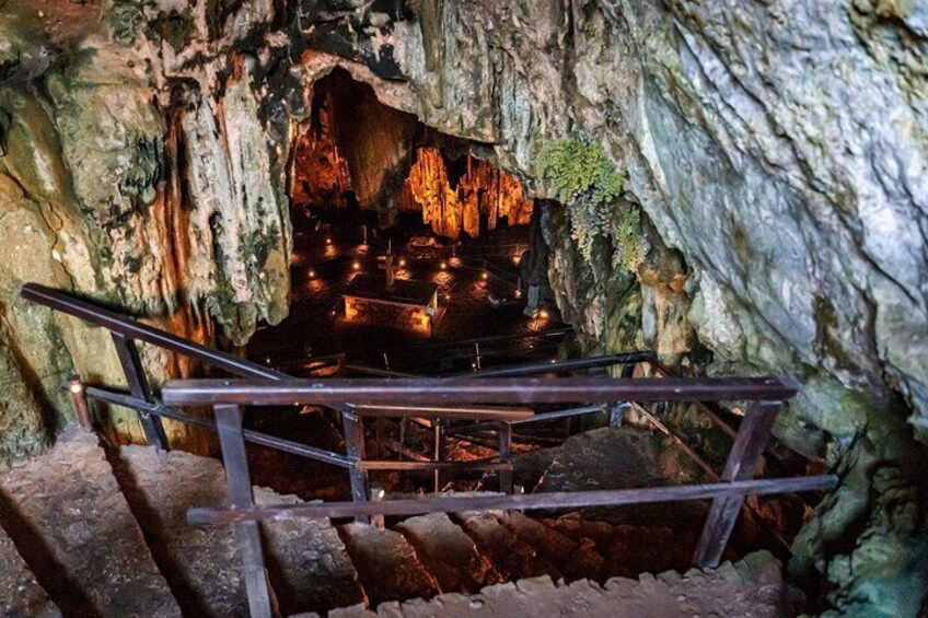 Melidoni Cave