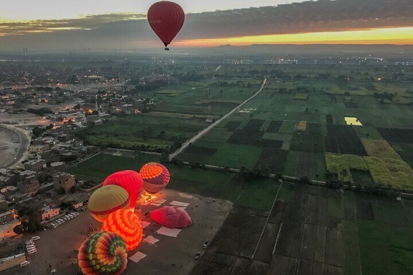 Luxor Overnight Tour with Hot Air Balloon Ride - Hurghada