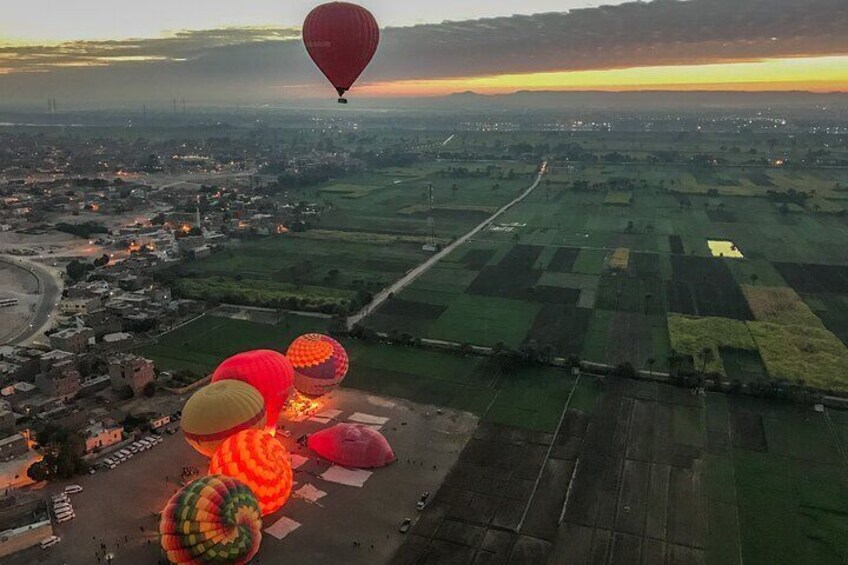 Luxor Overnight Tour with Hot Air Balloon Ride - Hurghada