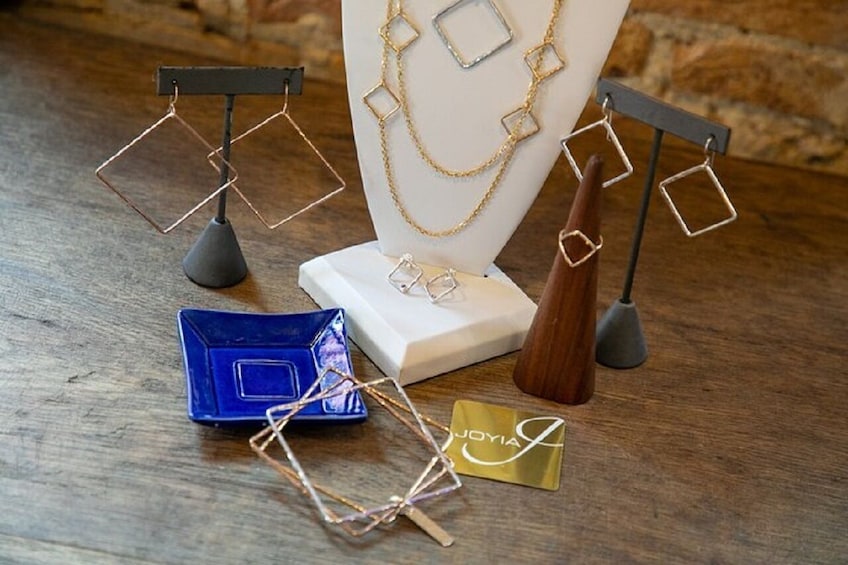 Artisan Shopping and Beach Day Trip in Christiansted