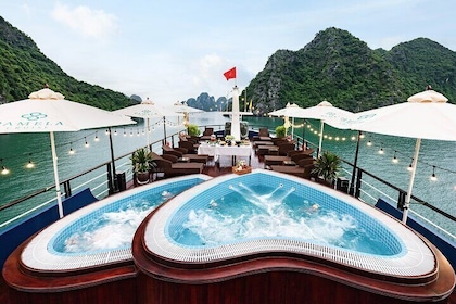 5-Star Pamela Day Cruise in Halong Bay: Scenic Views & Kayaking