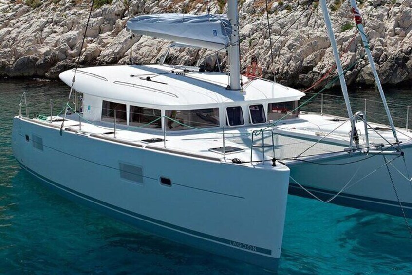 Athens Private Cruise with Meal and Open Bar