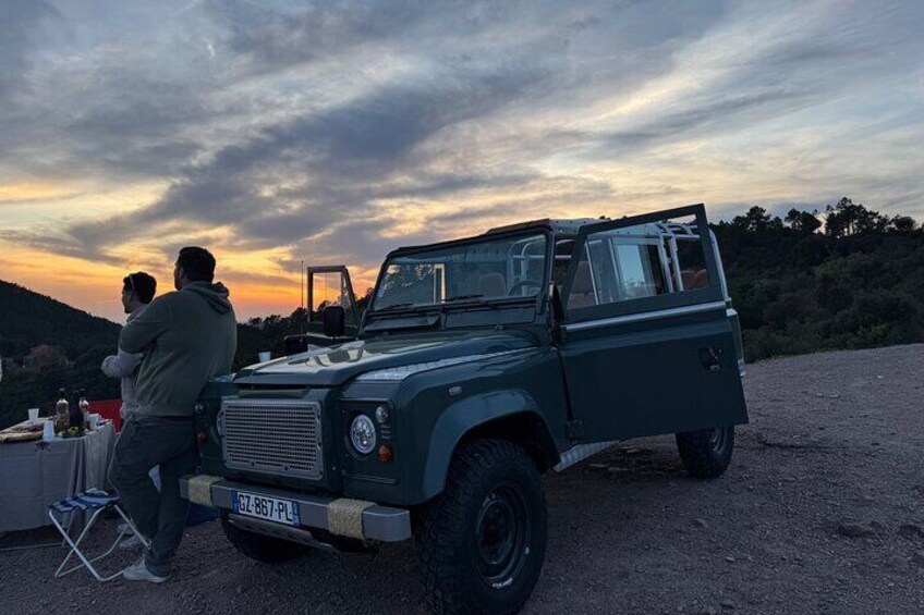 Nice Enjoy the Sunset in the Backcountry