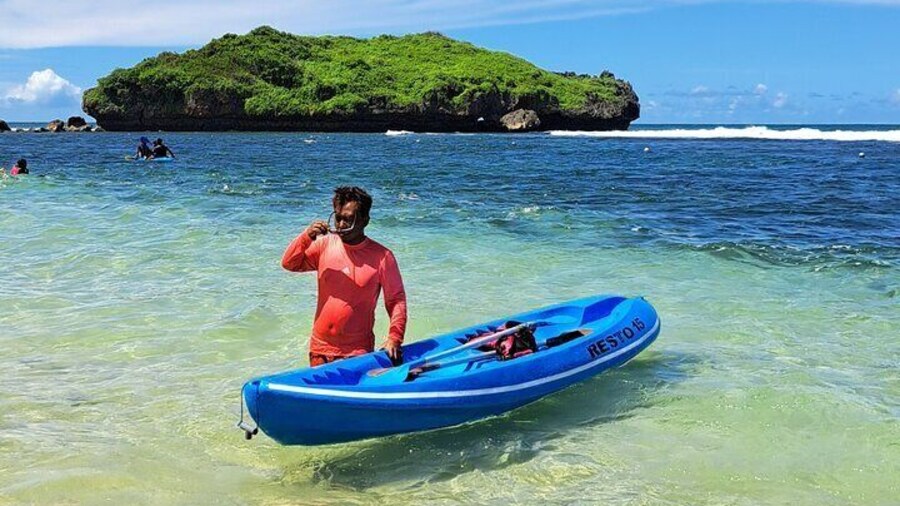 From Yogyakarta: Canoe & Swim at Sadranan Beach – Hidden Paradise