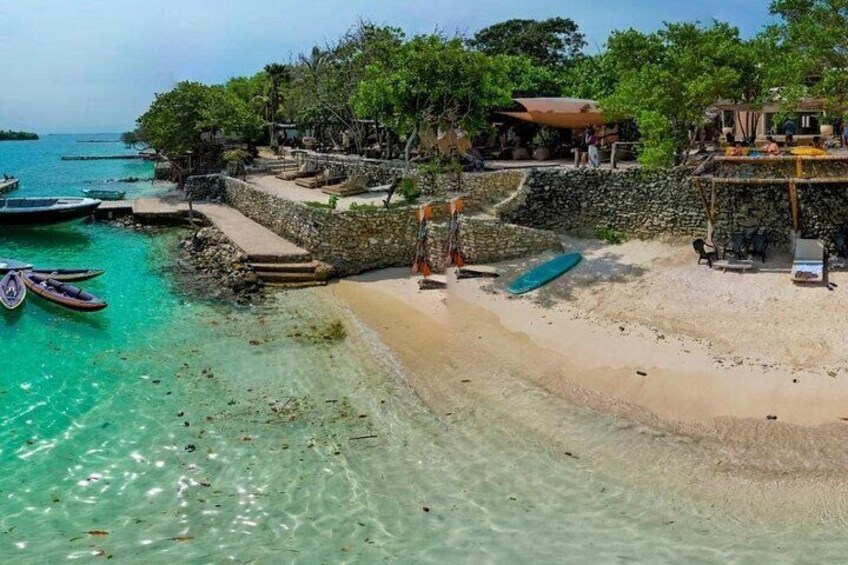 Full Day Private Island Paue Beach Club with Full Feed