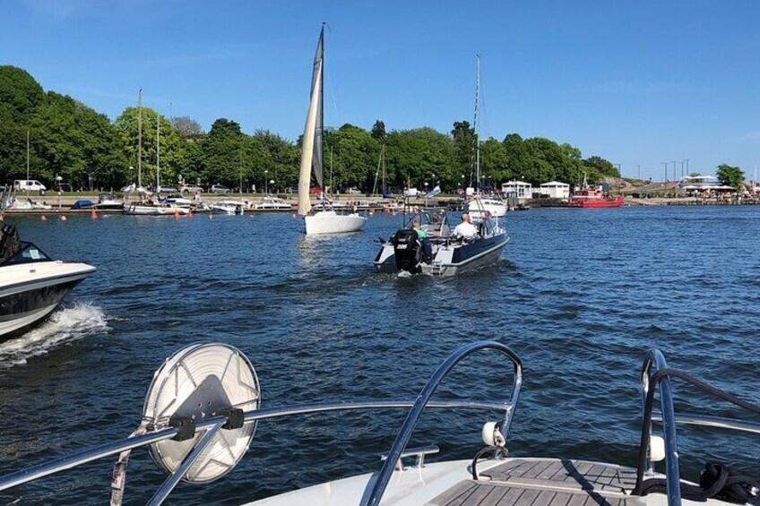 Boat traffic along the route