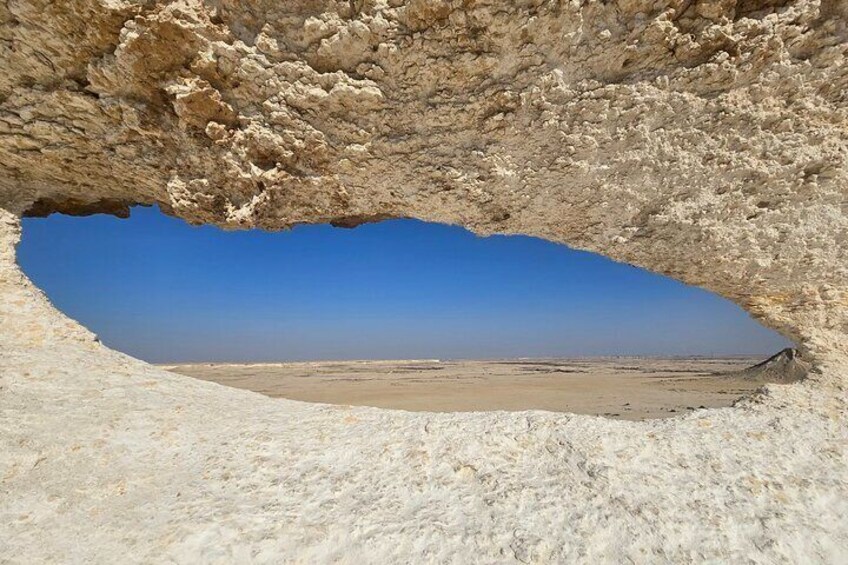 Discover Zekreet Rock Formation by 4WD Tour