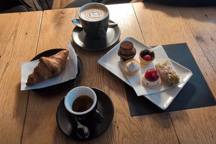 top instagrammable spot in venice with food tasting